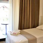 Meli Deluxe Aparthotel