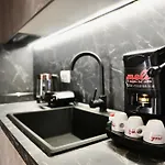 Meli Deluxe 3* Tirana