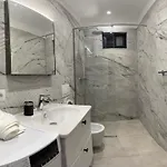 Meli Deluxe