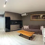 Meli Deluxe 3* Tirana