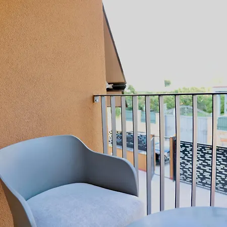 Meli Deluxe 3* Тирана