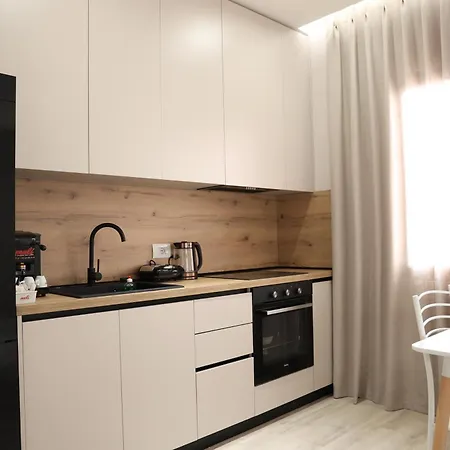 Meli Deluxe 4* Tirana