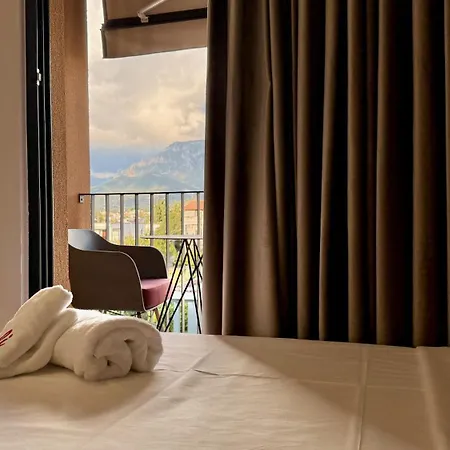 Meli Deluxe 4* Tirana