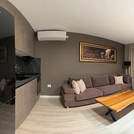 Meli Deluxe 3* Тирана