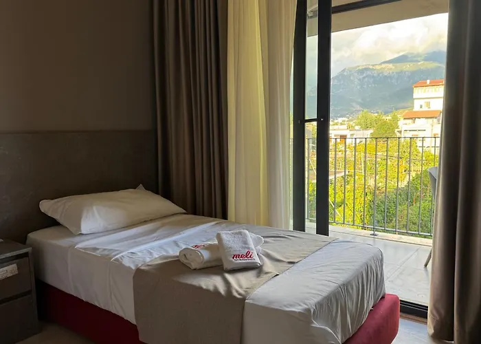 Meli Deluxe Aparthotel