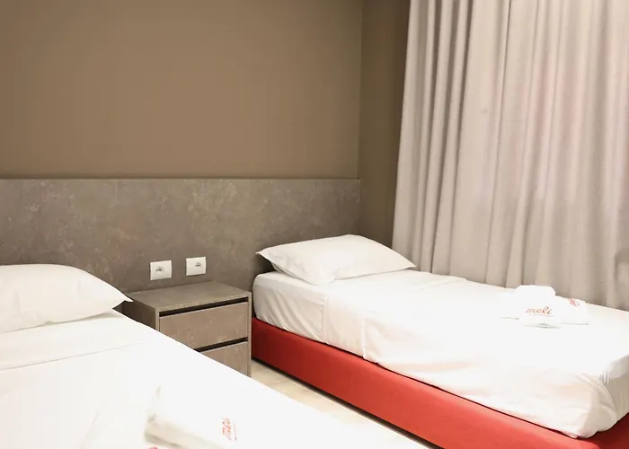 Meli Deluxe Aparthotel 3*